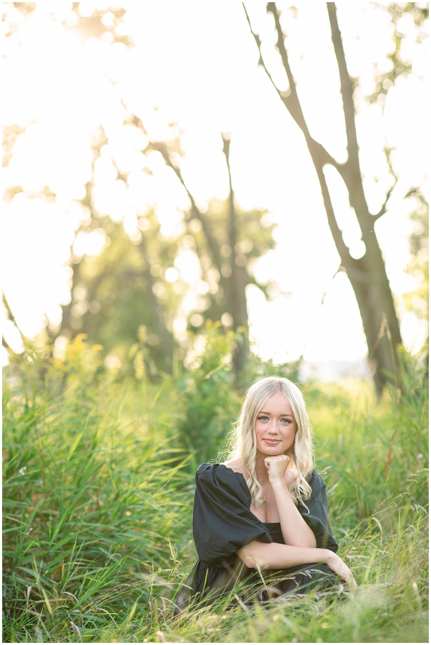 black dress in senior pictures, late summer and early fall fashion inspo